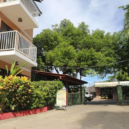 Hotel Seabreeze Sosua El Batey Exterior photo