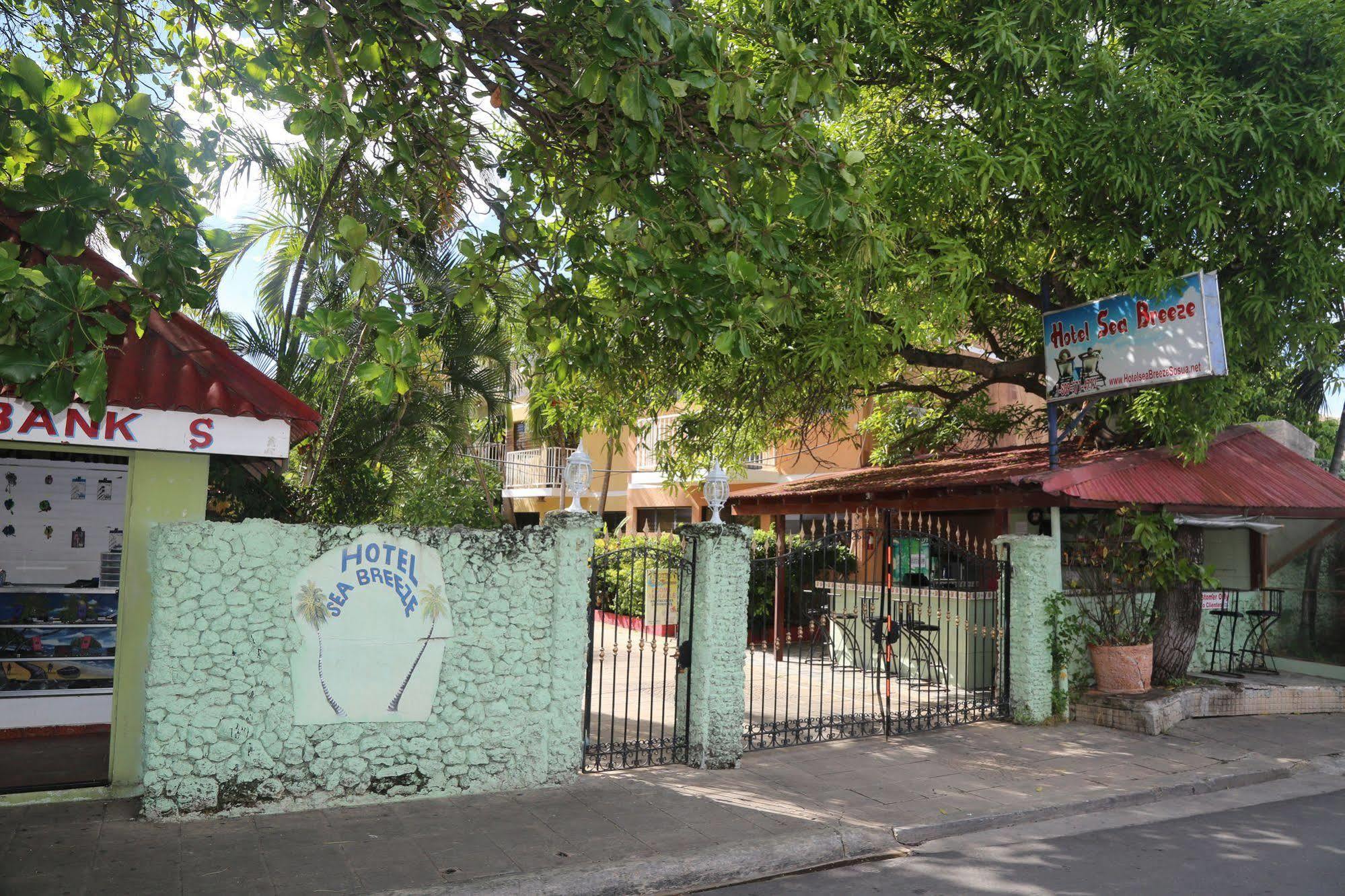 Hotel Seabreeze Sosua El Batey Exterior photo